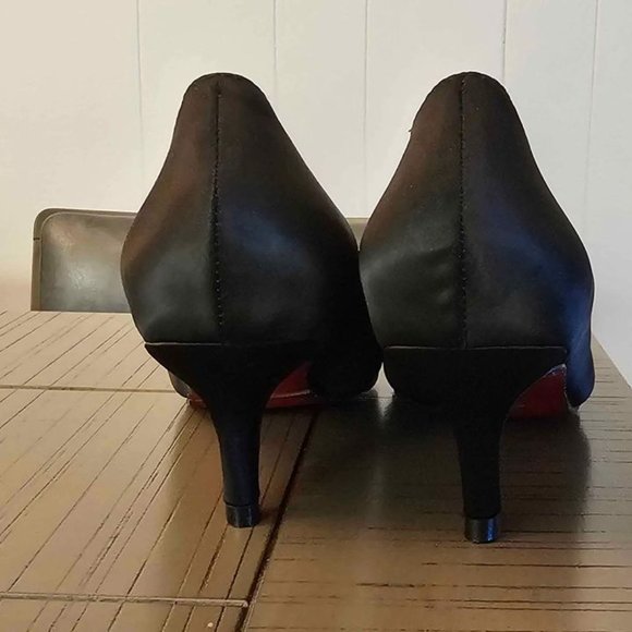 Christian Louboutin Barzas shoes - Picture 3 of 11